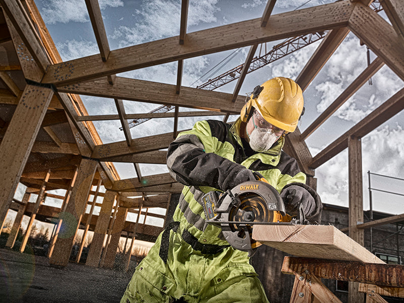 DCS575T2 FlexVolt XR Circular Saw 190mm 54V 2 x 2.0Ah Li-ion                    