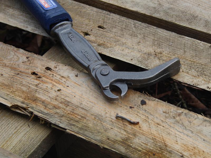 Nail Puller 60cm (24in)                                                         