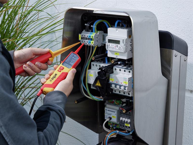 eMobility Voltage and Continuity Tester 12-1,000 V AC, CAT IV