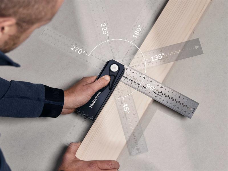 Quattro Bevel Square                                                            