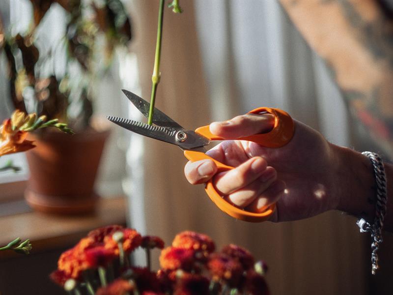 Classic Garden Scissors 18cm