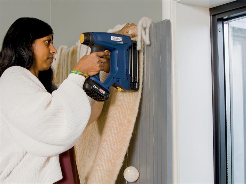 BTX553 Battery-Powered Staple Gun P4A