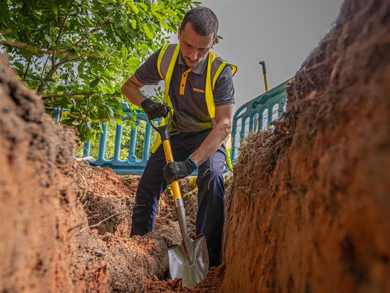 Mini Shovel - Round 880mm (34.1/2 Inch)