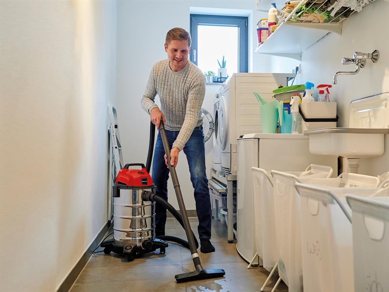 TC-VC 1930 S Wet/Dry Vacuum Cleaner 240V 1500W                                  