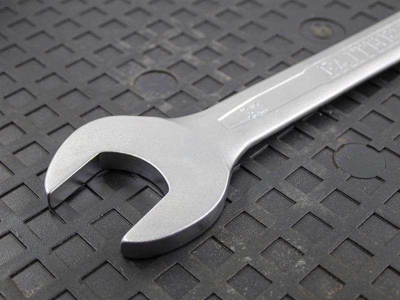 Combination Spanner CV Satin Finish 32mm                                        