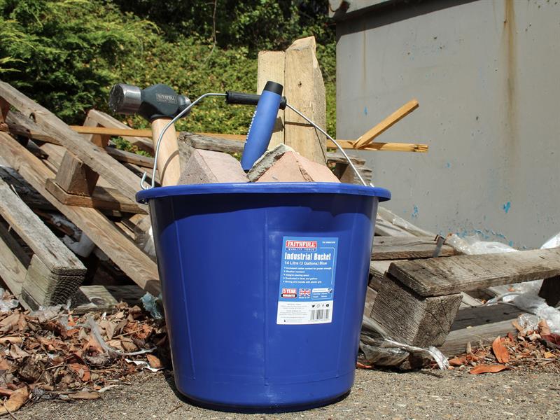 Builder's Industrial Bucket 14 litre (3 gallon) - Blue                          