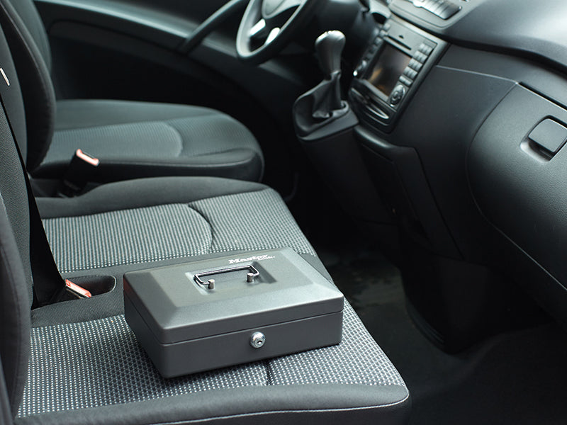 Small Cash Box with Keyed Lock