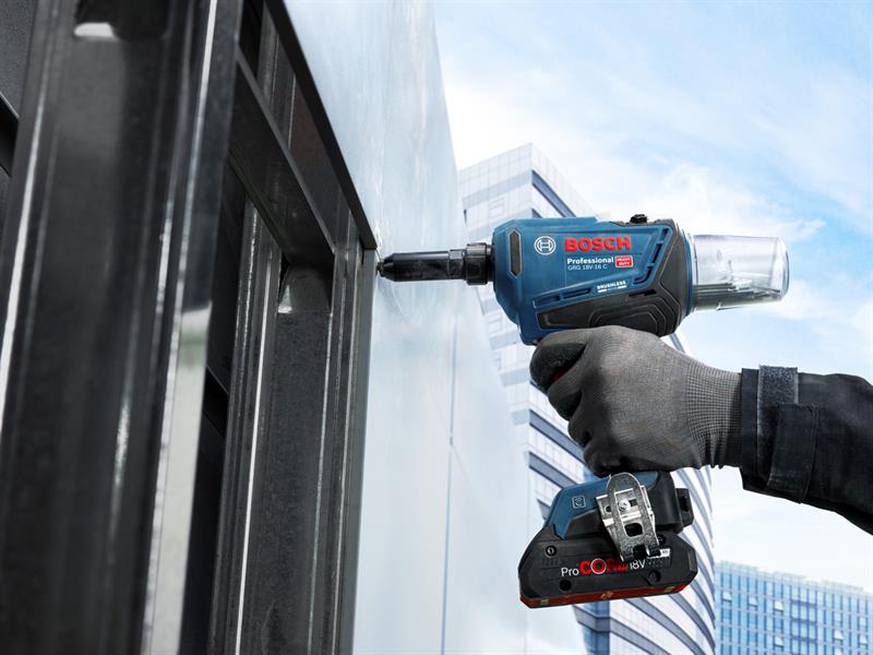 GRG 18V-16 C Rivet Gun 18V 2 x 2.0Ah Li-ion                                     