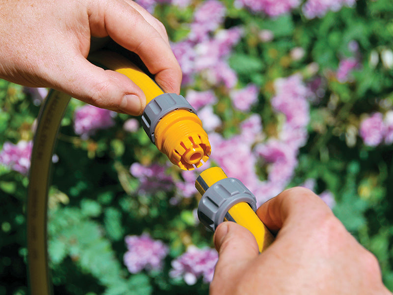 2100 Hose Repair Connector 12.5-15mm (1/2 - 5/8in)                              