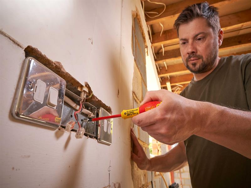 FatMax® VDE Insulated Screwdriver Phillips Tip PH2 x 125mm