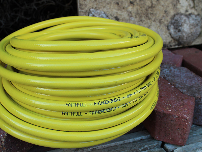 Heavy-Duty Reinforced Builder's Hose 30m 12.5mm (1/2in) Diameter                
