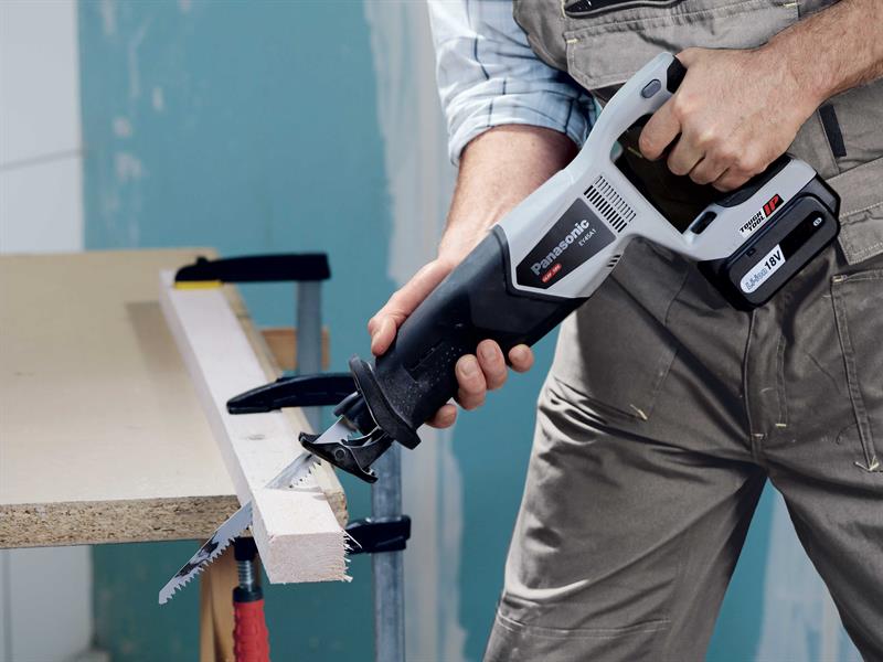 EY45A1X Reciprocating Saw 18V Bare Unit