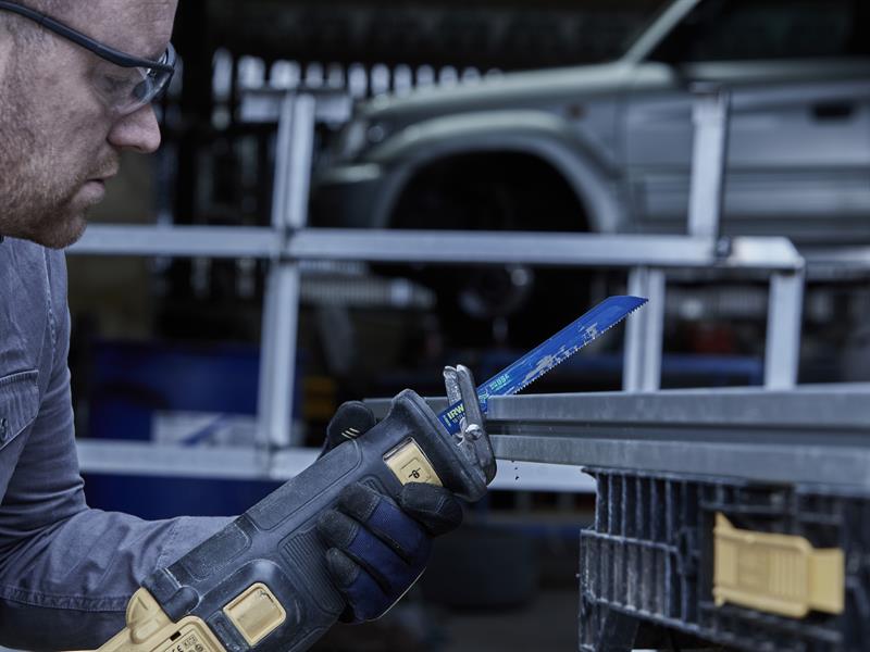 810R Sabre Saw Blade Metal & Wood Cutting 200mm (Pack 25)                       