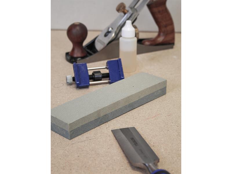Oilstone 200mm & Honing Guide Kit                                               