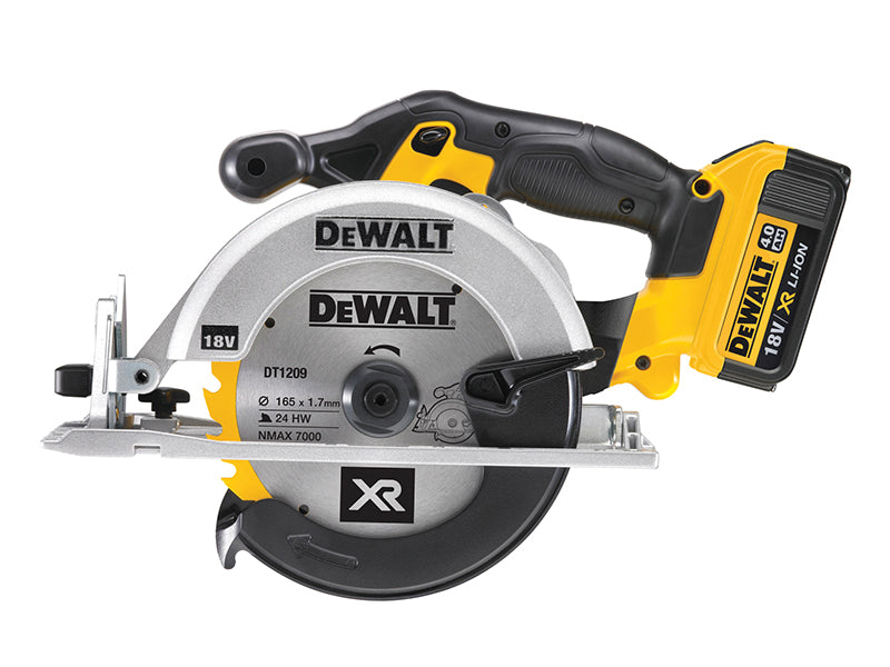 DCS391M2 Premium XR Circular Saw 165mm 18V 2 x 4.0Ah Li-ion                     