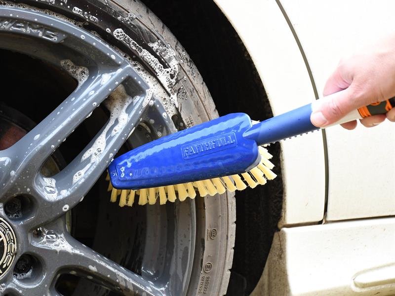 Soft Water Flow Hand Brush