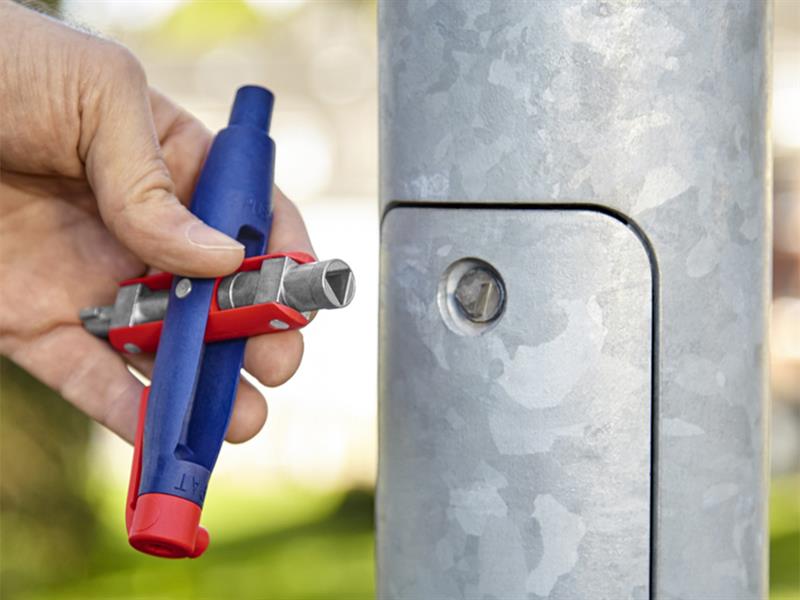 00 11 07 Pen-Style Control Cabinet Key                                          