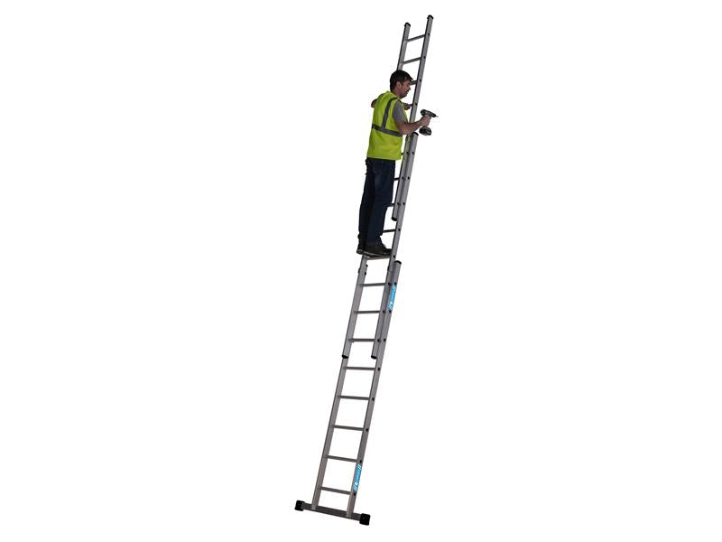 Everest D-Rung Triple Extension Ladder