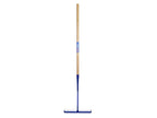 Tarmac Rake 16 Round Teeth - Wooden Handled                                     