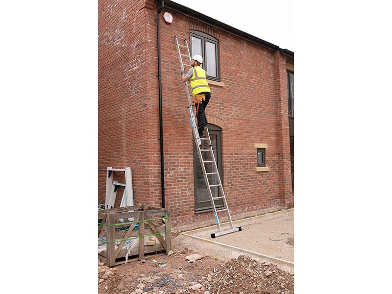 Everest D-Rung Double Extension Ladder