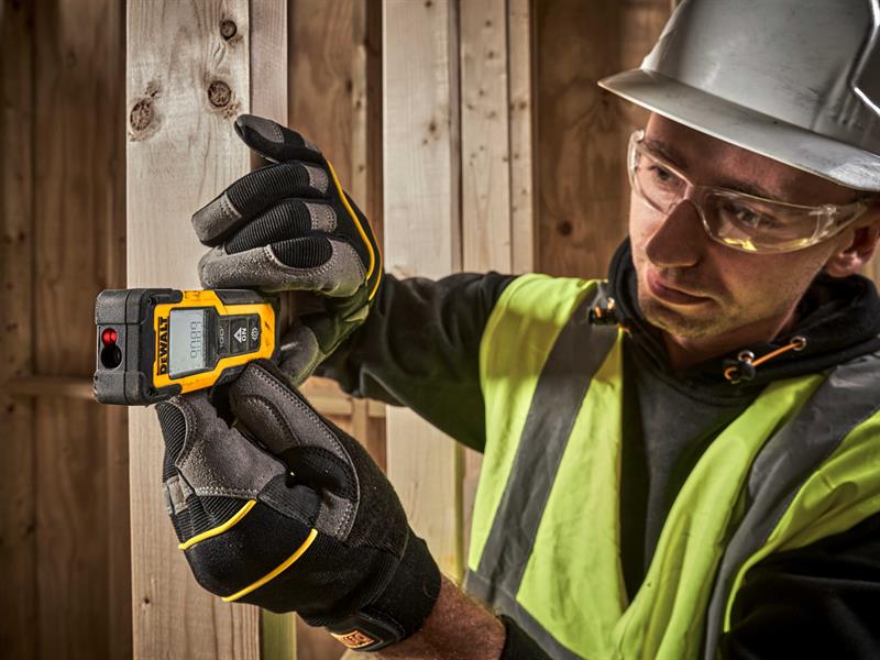 DWHT77100 Laser Distance Measure 30m                                            