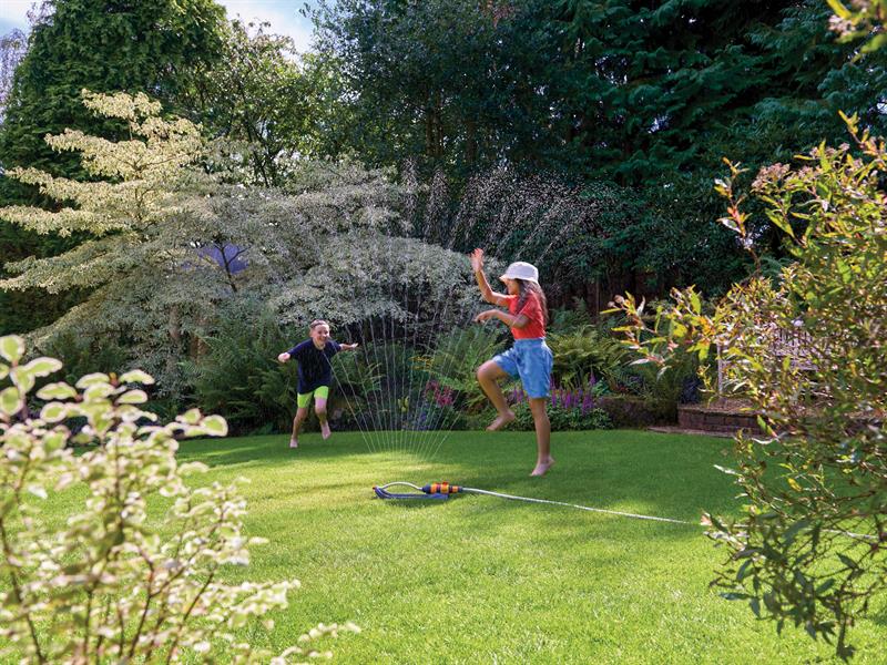 Rectangular Sprinkler Plus 220m² 16 hole                                        