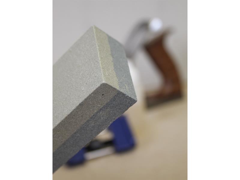 Oilstone 200mm & Honing Guide Kit                                               