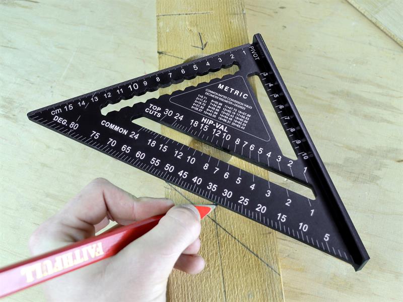 Prestige Quick Roofing Square Black Aluminium 180mm (Metric)                    