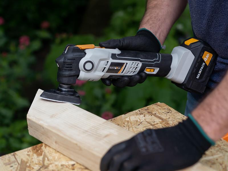 Anti-vibration Multi-tool 18V Bare Unit                                         