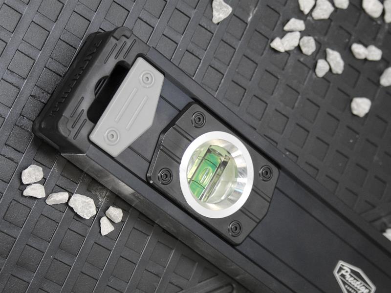 Prestige Professional Heavy-Duty Spirit Level 120cm                             